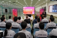 奏響青春之歌，感受奮斗力量！“青春思享嘉”黨的二十大精神宣講走進(jìn)“未來工廠”